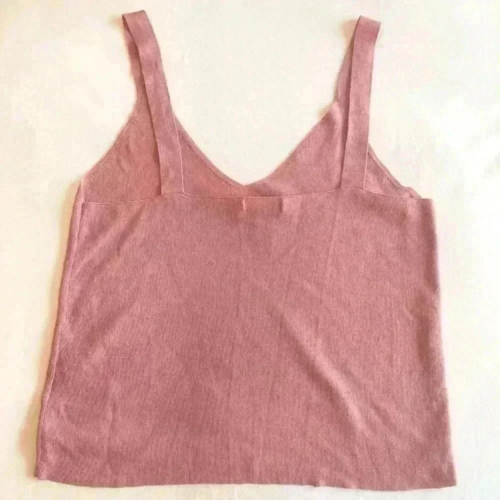 H&M Textured Top - Picture 2 of 2